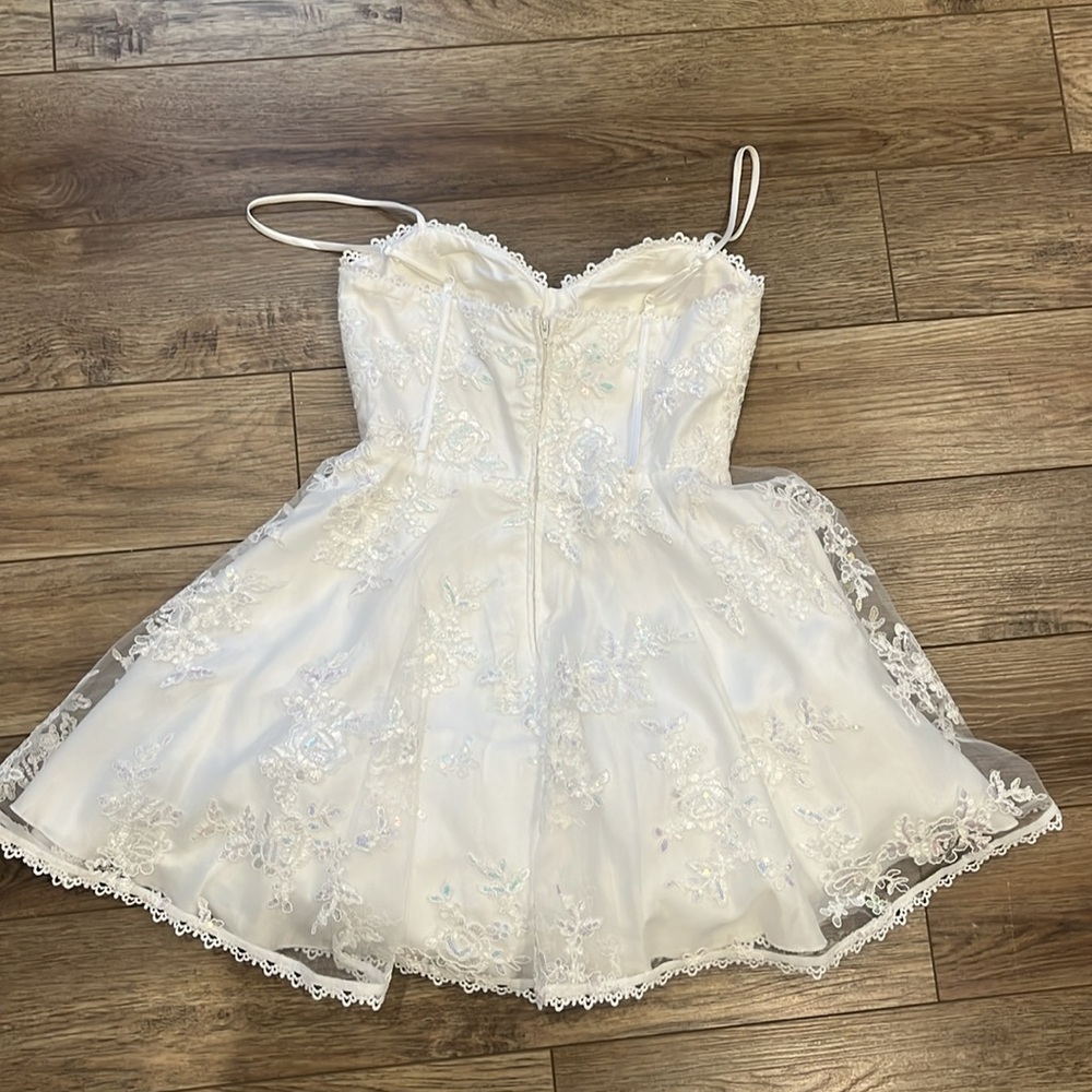Windsor White Lace Mini Dress - Picture 5 of 6